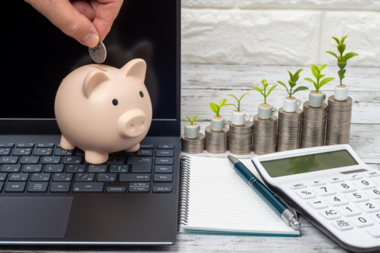 若者向けに相次いで登場する積立型保険