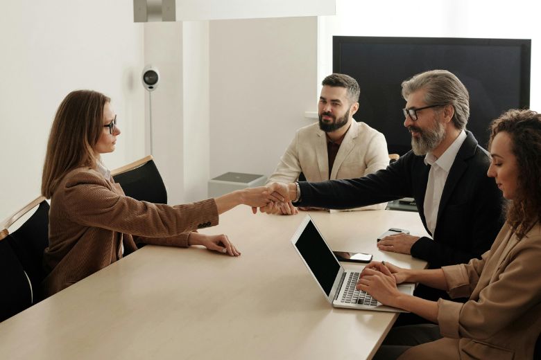 ■ SNSで広がる不安と「買い急ぎ」心理