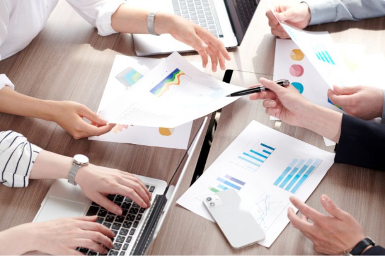 生活防衛資金と投資の関係