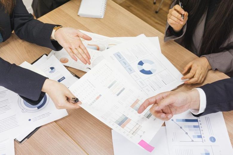 たった10日で変わる運命──稲妻を逃した世界線