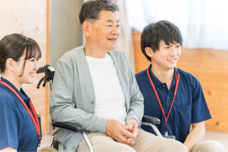 対策① 働く高齢者と年金制度の見直し