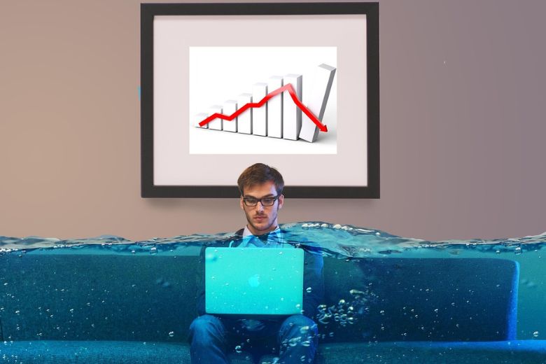 見落とされがちな高額な手数料の実態