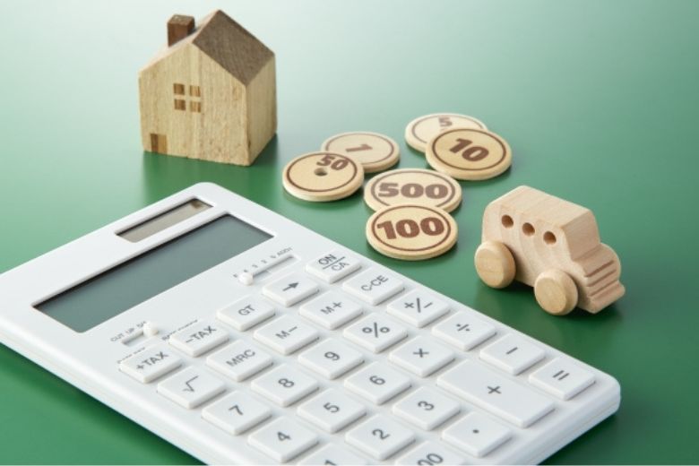 年金だけで暮らしている世帯はどのくらいあるのか